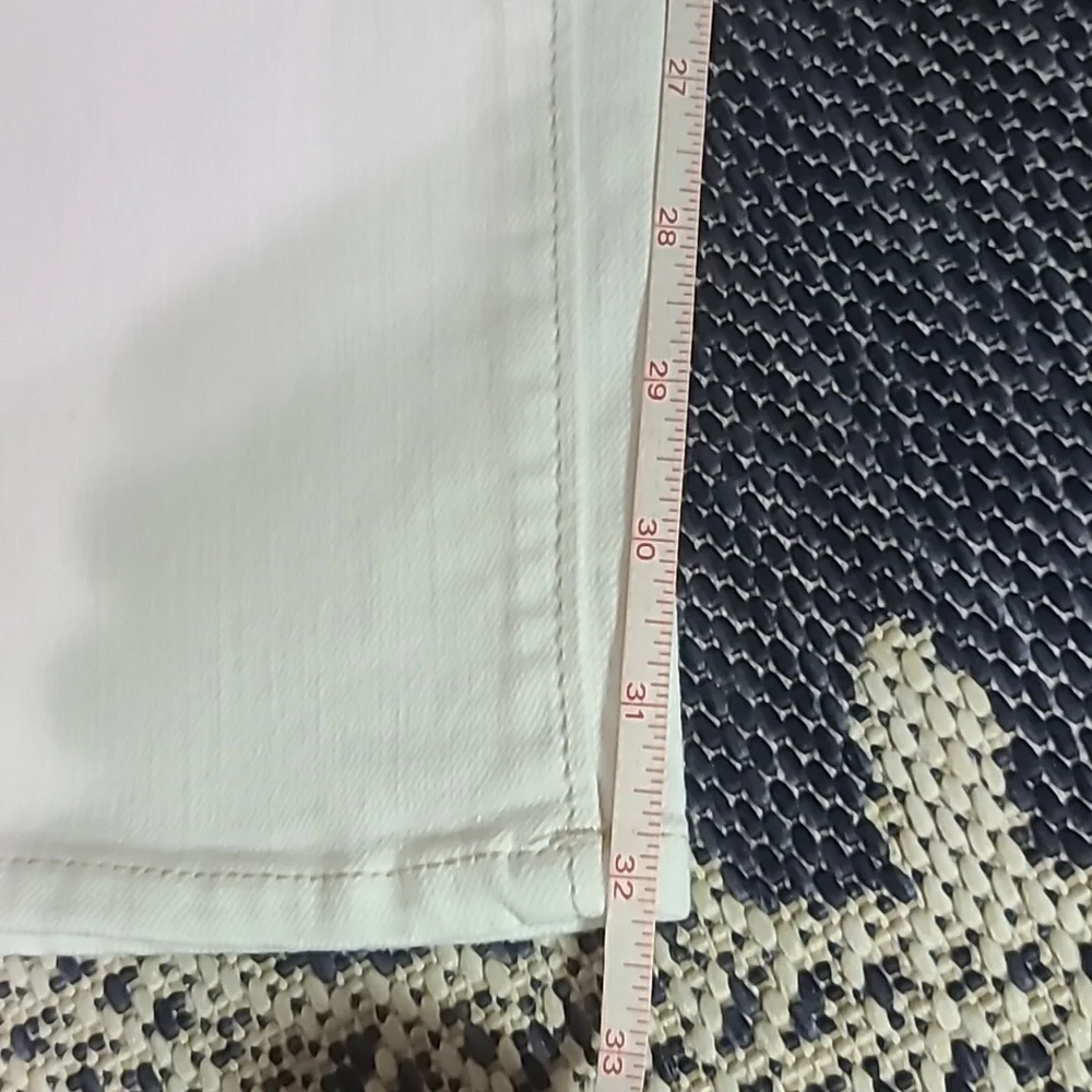 True Religion Rocco Relaxed Skinny White Jeans Comfy SZ 31x32 NWT